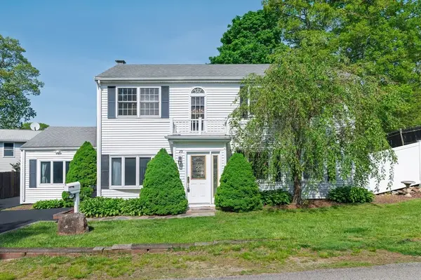 29 Karen Ln, Weymouth, MA 02188