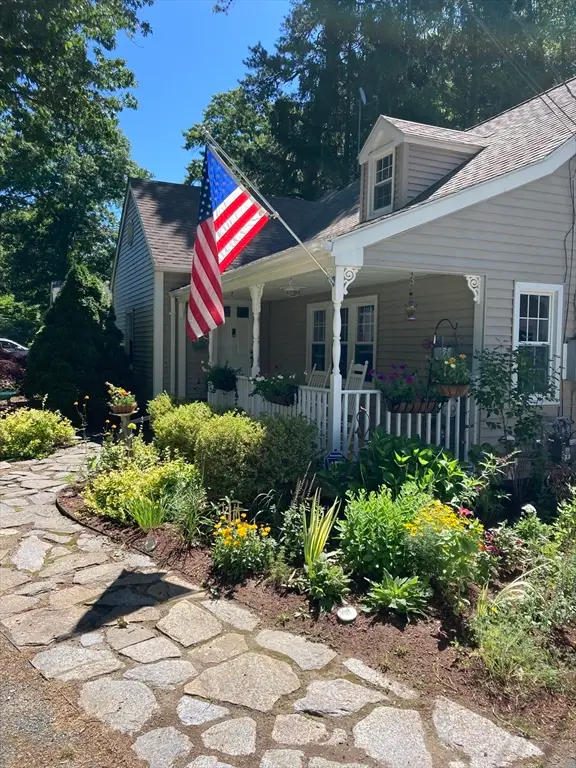 435 Converse, Longmeadow, MA 01106 - #1