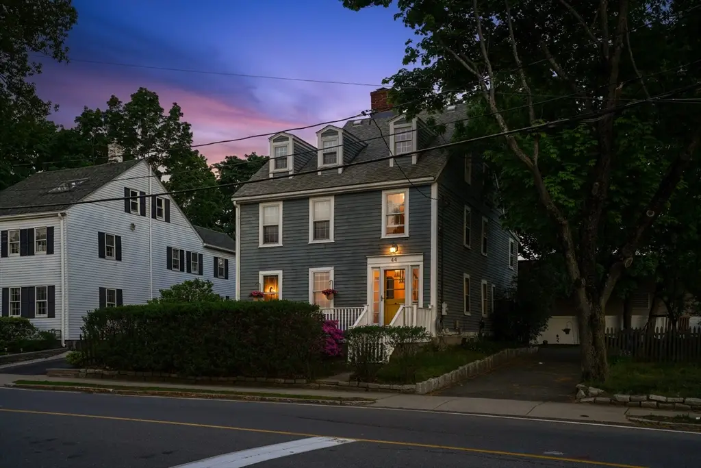 44 Church St, Wakefield, MA 01880 - #1