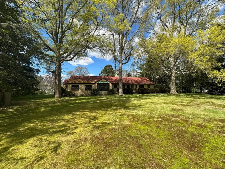 1049 Tucker Rd, Dartmouth, MA 02747 - #3