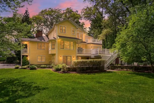 94 College Road, Concord, MA 01742