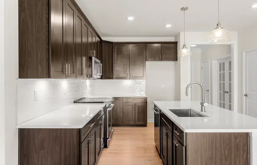 6 Stratton Drive #303, Woburn, MA 01801 - #2