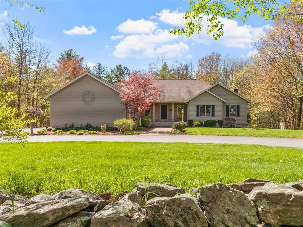 118 Willis Rd, Gardner, MA 01440 - #1