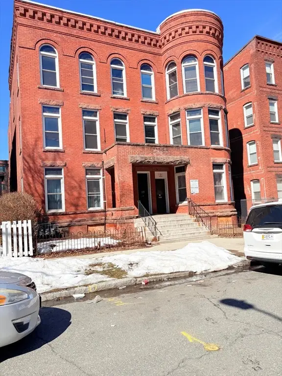 179-183 Walnut Street, Holyoke, MA 01040