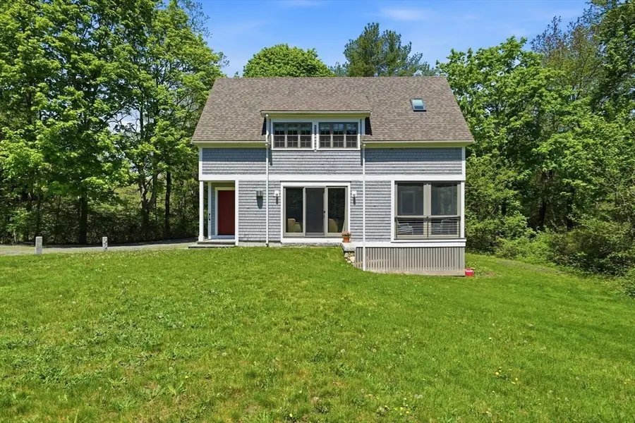 1327 Tremont St, Duxbury, MA 02332 - #3