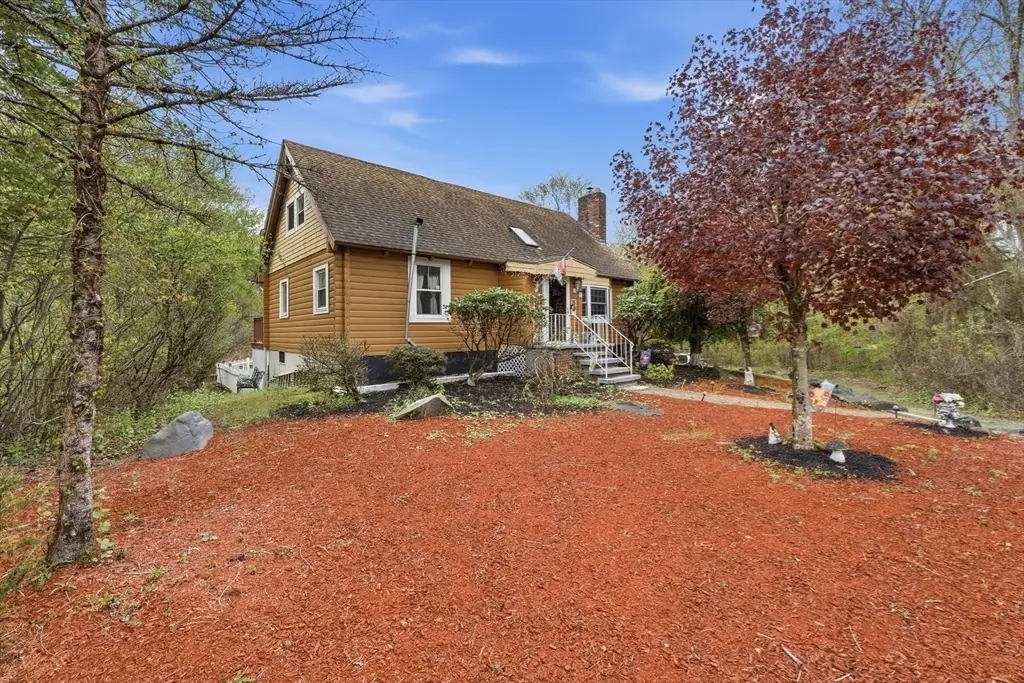 35 Chestnut Dr, Brockton, MA 02301 - #1