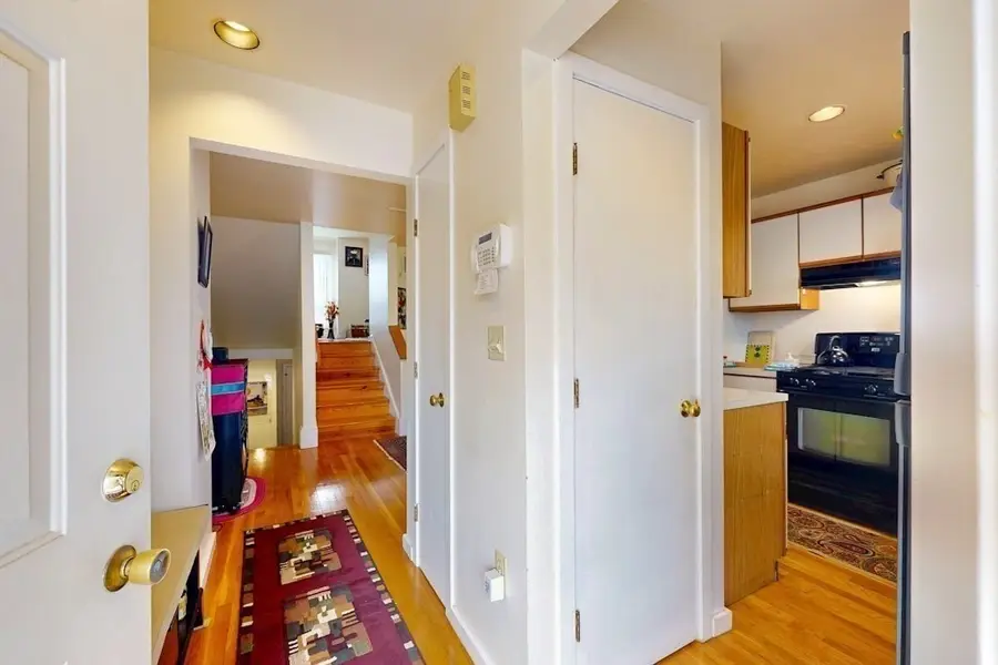 12 Shea Road, Cambridge, MA 02140 - #3