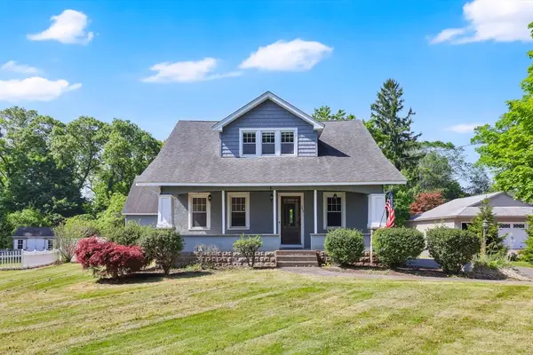 543 Amostown Road, West Springfield, MA 01089