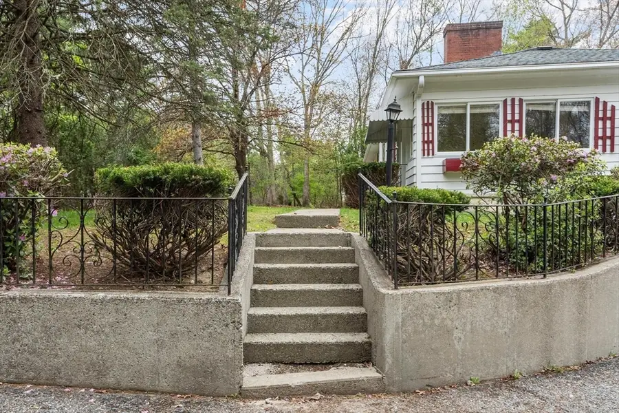 108 Lowell Rd, Pepperell, MA 01463 - #3