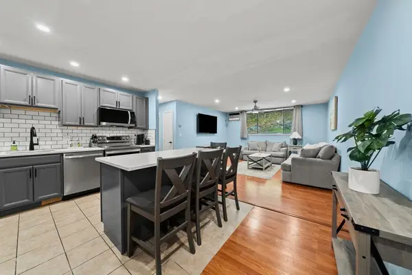 80 N Warren St #32, Woburn, MA 01801