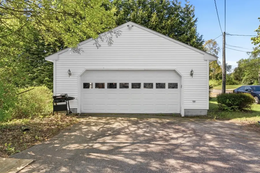 796 Hampton Rd, Pomfret, CT 06259 - #2