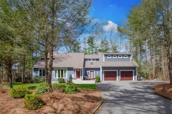 4 Pocohontas Way, Mattapoisett, MA 02739