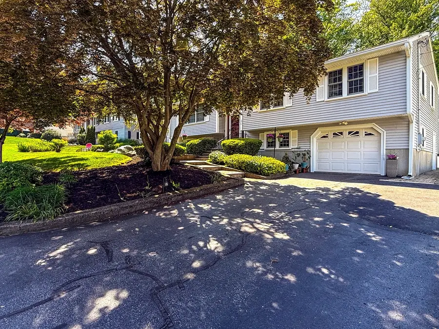 17 Robin Rd, Milford, MA 01757 - #2