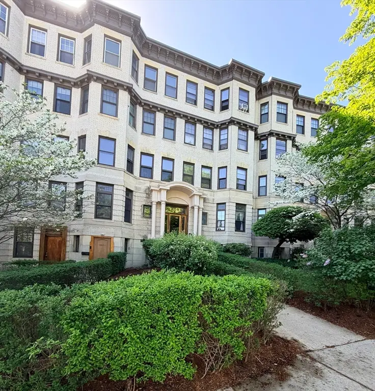 5 Braemore Rd #A, Boston, MA 02135 - #1