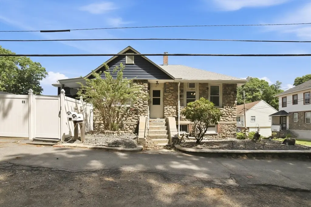 11 Olympia Ave, Shrewsbury, MA 01545 - #1