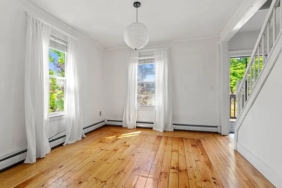 7 Winter St #D, Amesbury, MA 01913 - #3