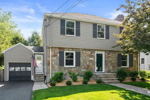 52 Beaufort Ave, Needham, MA 02492