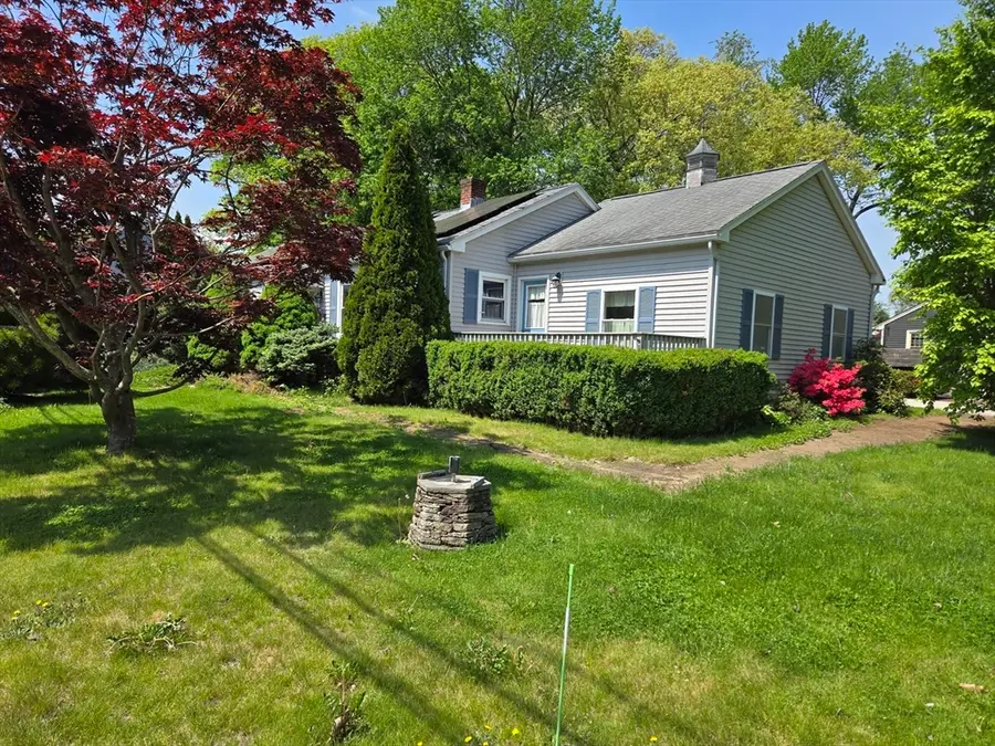 17 Cedar St, Southbridge, MA 01550 - #2