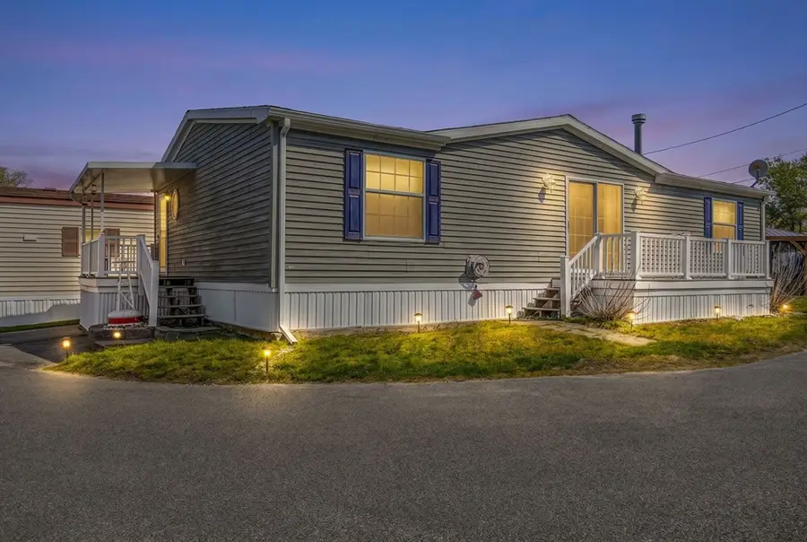 54 Kins Ct, Onset, MA 02558 - #2
