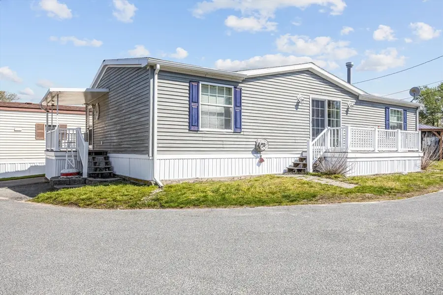 54 Kins Ct, Onset, MA 02558 - #3