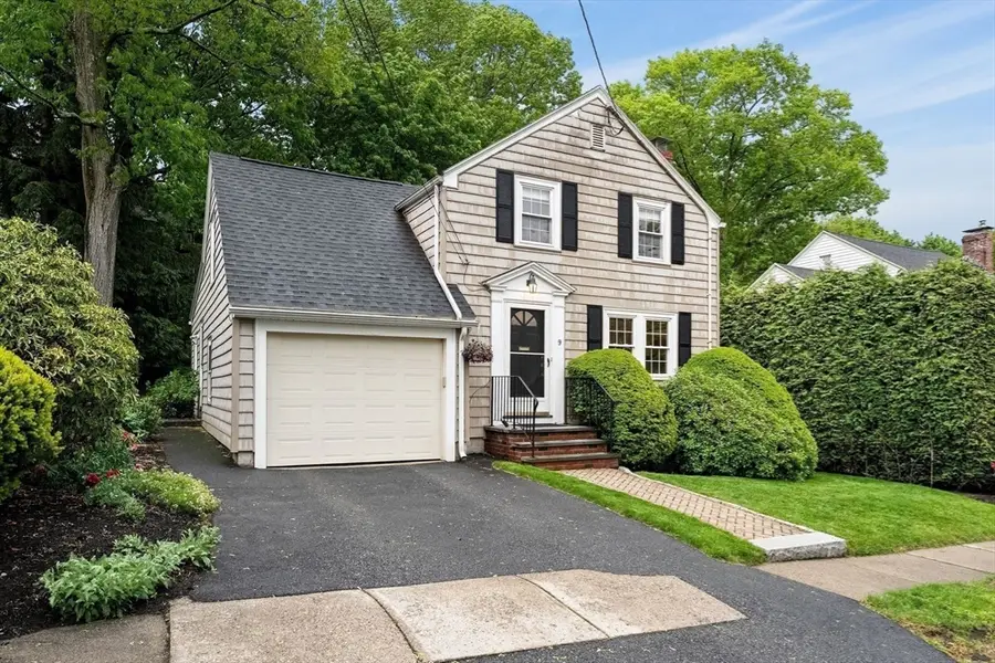 9 Roland Street, Medford, MA 02155 - #3