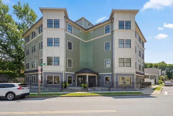 18 Robert #14, Boston, MA 02131