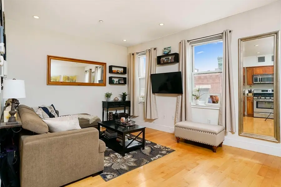 8 Garden Court #7, Boston, MA 02113 - #2