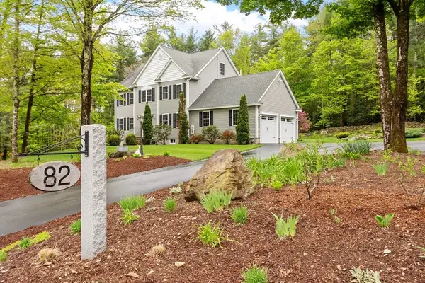 82 Lawrence Street, Pepperell, MA 01463