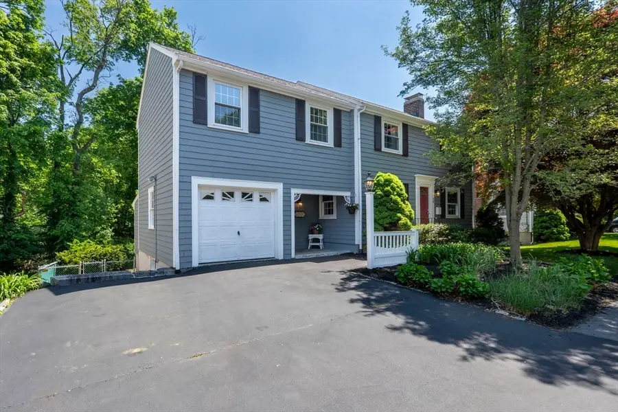 24 School St, Milton, MA 02186 - #3