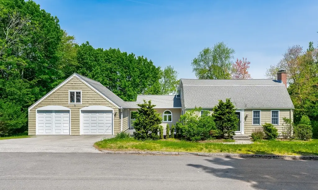6 Crestview Dr, Westborough, MA 01581 - #1