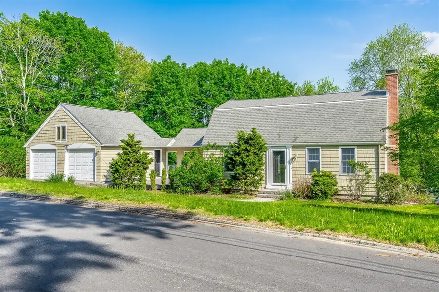 6 Crestview Dr, Westborough, MA 01581 - #2