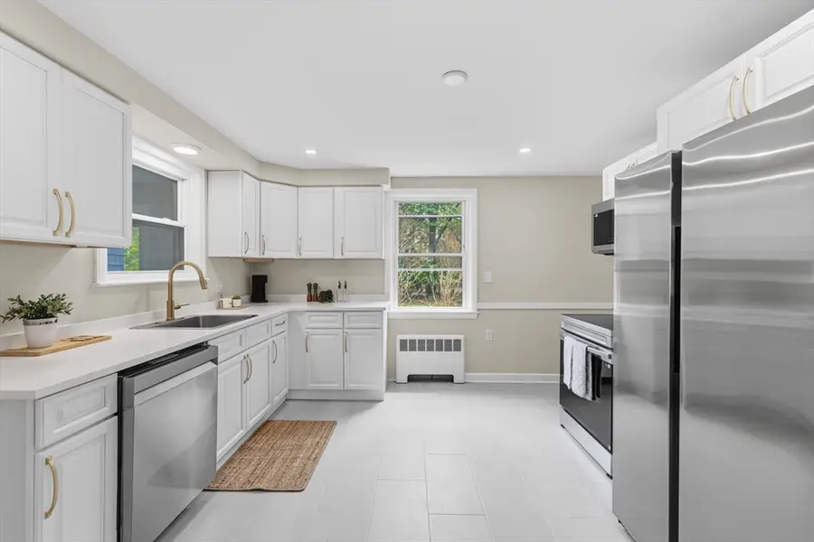 22 Balmoral Ct, Seekonk, MA 02771 - #2