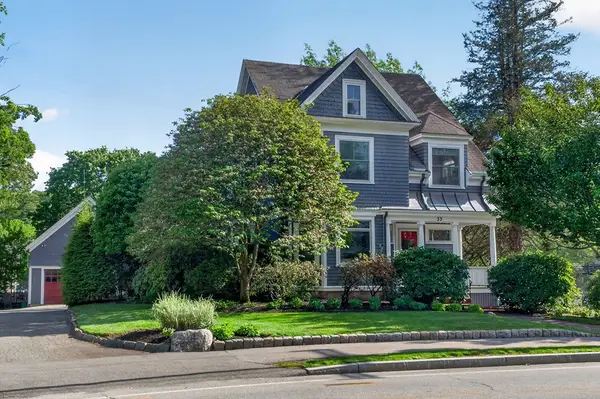 33 Linden Street, Wellesley, MA 02482