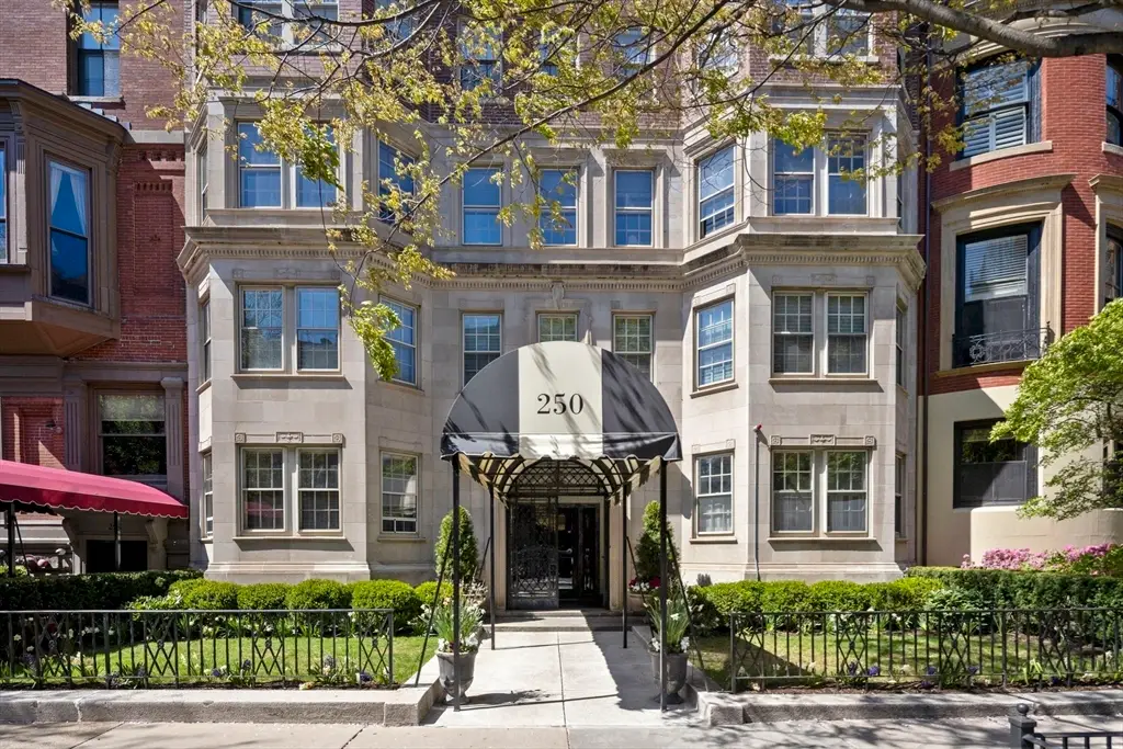 250 Beacon St #10, Boston, MA 02116 - #1