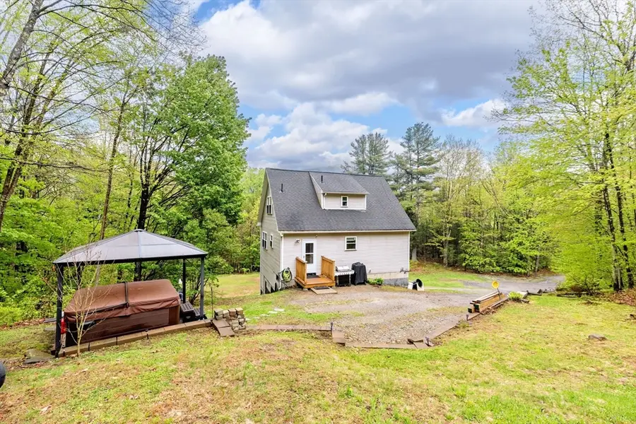 302 Middlefield Rd, Chester, MA 01011 - #3