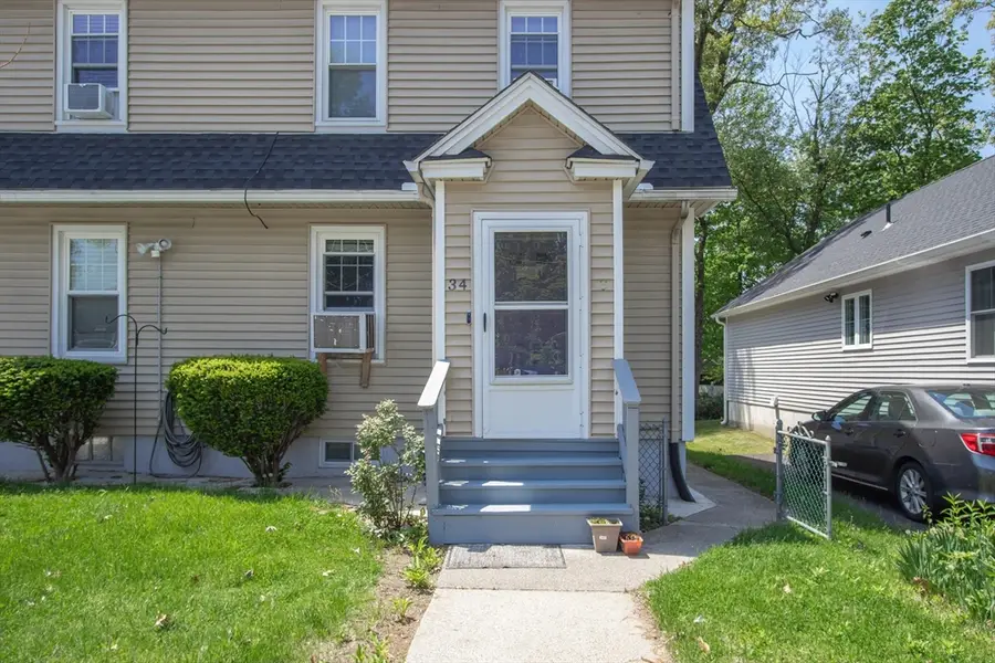 34 Preston St, Springfield, MA 01109 - #3