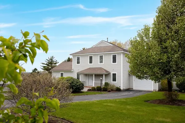 2 Beach Plum Ln #E, Bourne, MA 02532