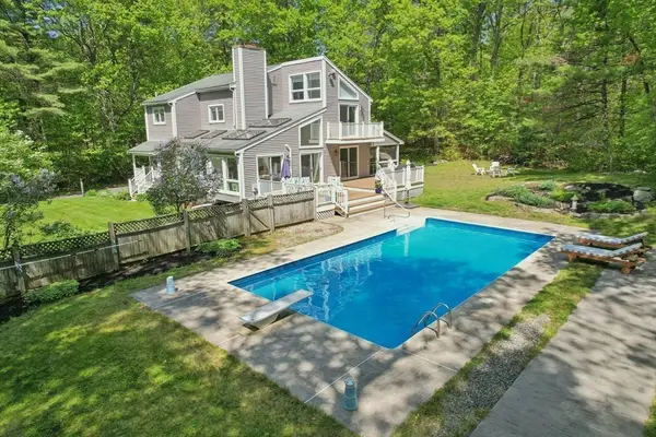 24 Fowler Street, Upton, MA 01568