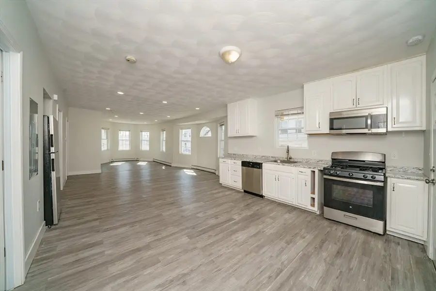 539-541 North Front Street, New Bedford, MA 02745 - #3