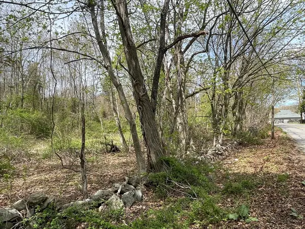 Lot 2 Elm Street, Dighton, MA 02715