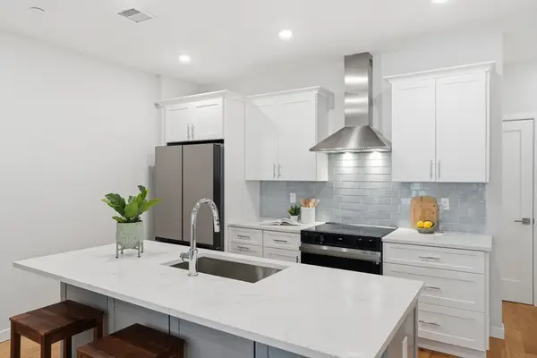 267 Old Colony #311, Boston, MA 02127
