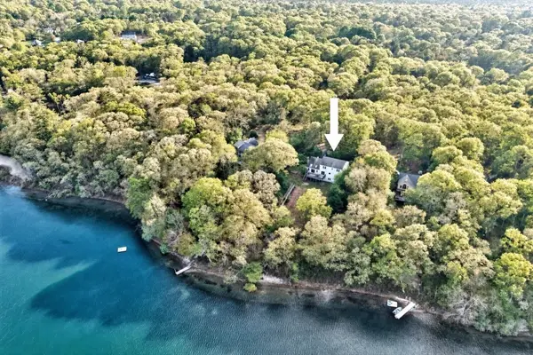 45 Eastview Ter, Barnstable, MA 02648