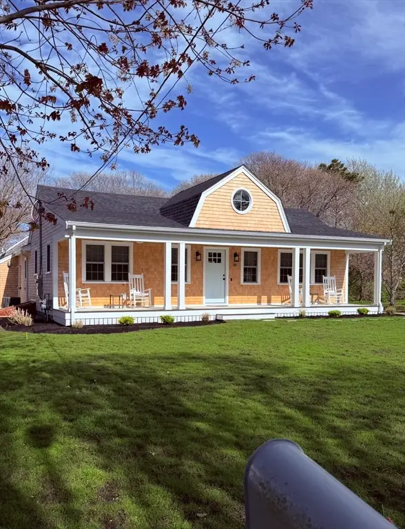 20 Pine St, Dennis, MA 02639