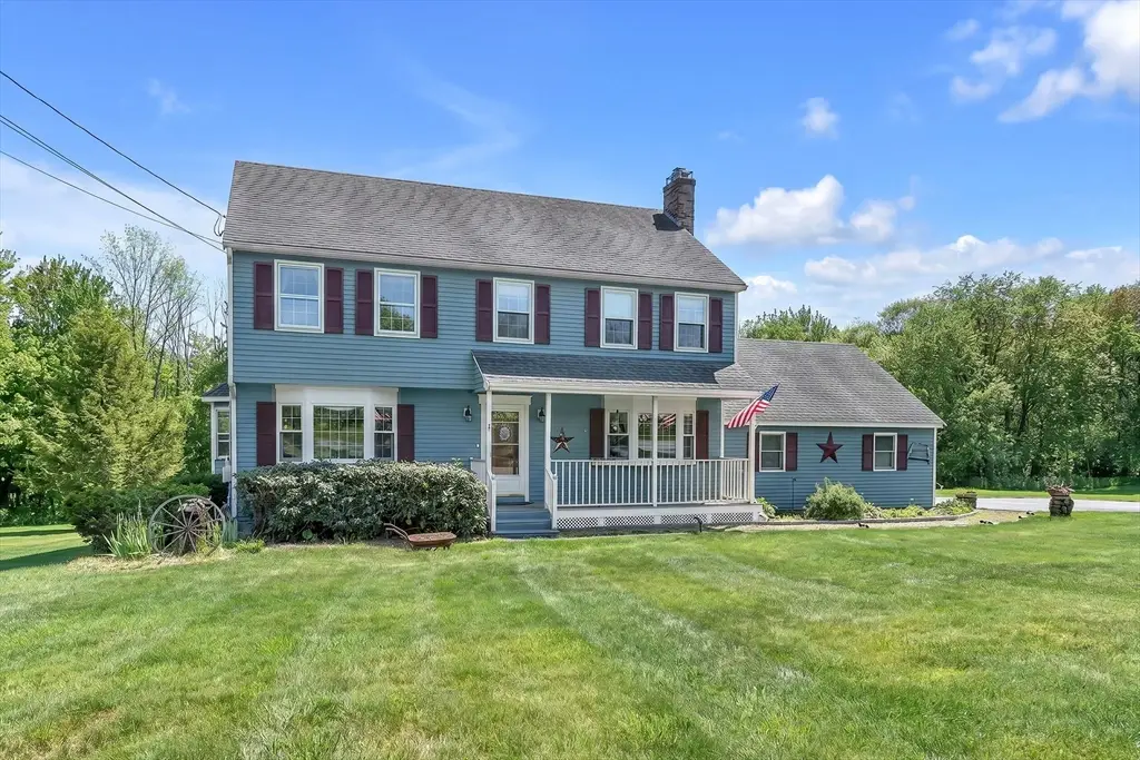 31 Fox Run Rd, Bellingham, MA 02019 - #1