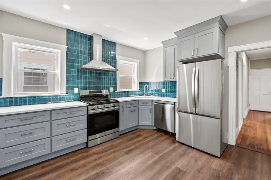 18 Lyon #3, Boston, MA 02122 - #2