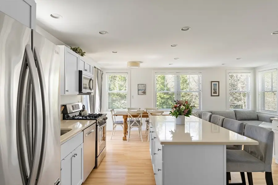 13 Young Street, Edgartown, MA 02539 - #3
