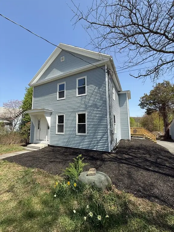 32 Main St, Monson, MA 01057