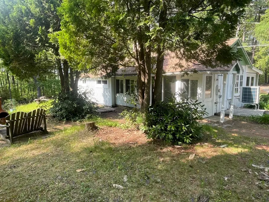 32 Hollow Rd, Wales, MA 01081 - #3