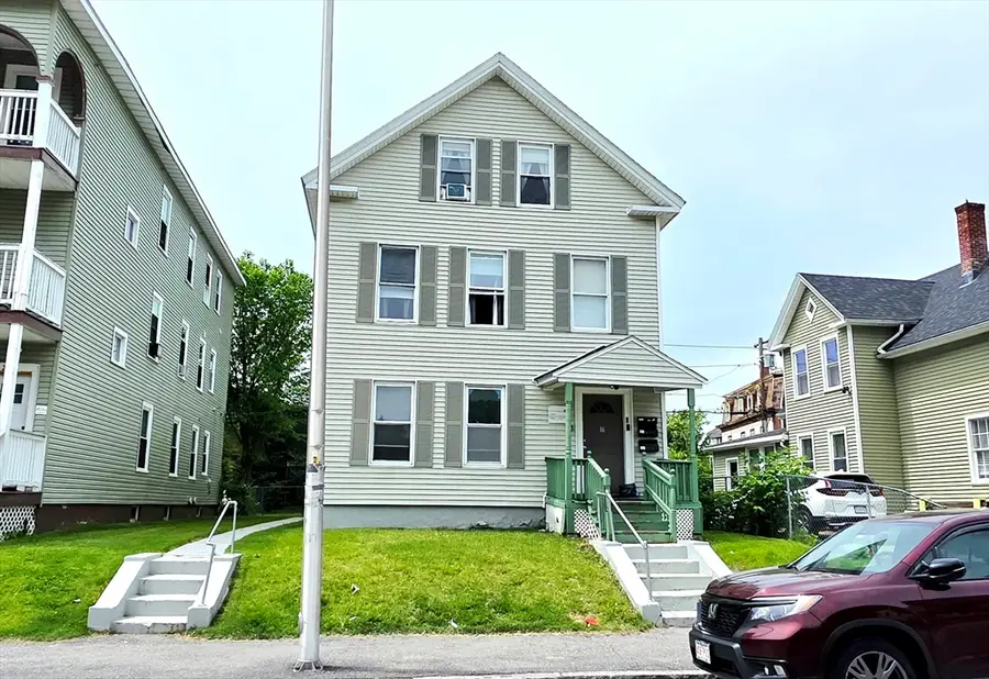 16 Bellevue St, Worcester, MA 01609 - #2