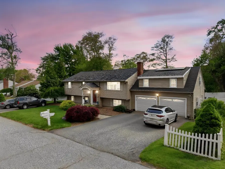 18 Harding St, Milford, MA 01757 - #3